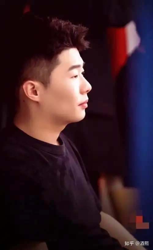 可以评价一下德云社相声演员周九良