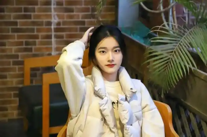 照片上热搜江西这个女生火了