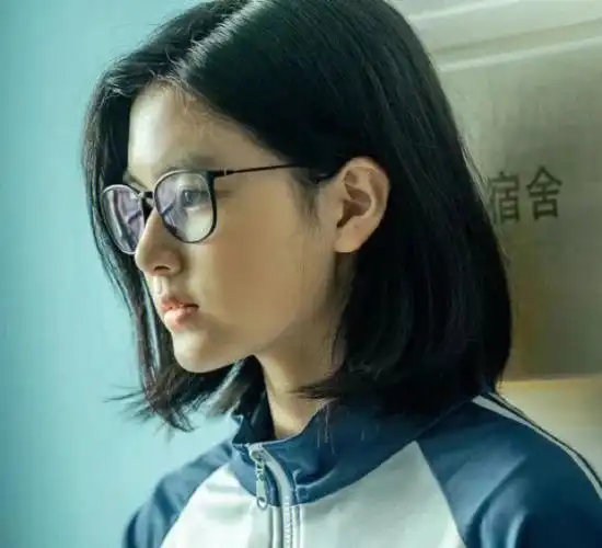 一部优秀的悬疑推理片的核心在于,它会在一开始就把