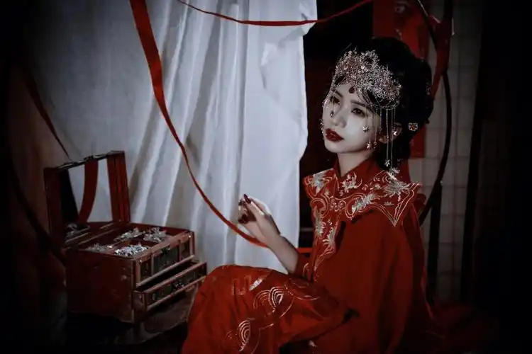 鬼新娘小棚虽小#鬼嫁衣4