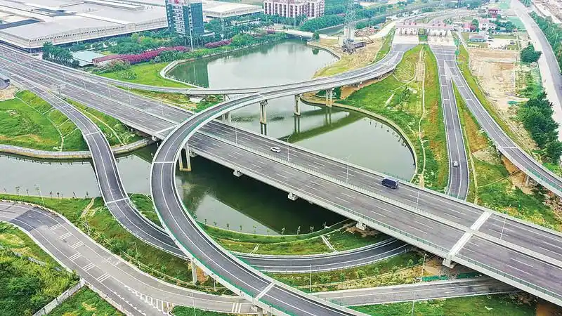广佛肇高速公路全线贯通 加快推动广佛肇经济圈一体化发展