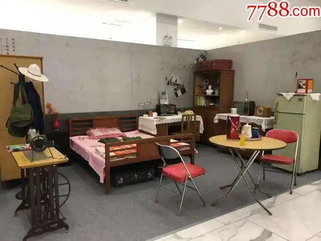 90年代怀旧生活场景客厅置景知识份子家庭场景老物件怀旧拍摄展览