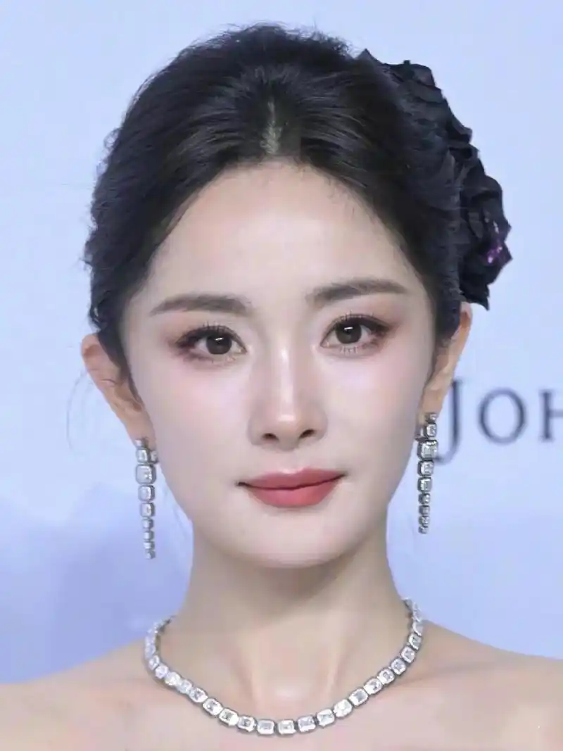 gq盛典女明星群像  gq红毯女明星生图怼脸,大家状态都很 - 抖音