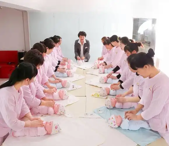 福利!政府下发助业培训补贴!育婴师免学费!免学费!免学费!