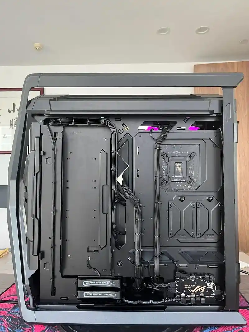 太阳神 创世神机箱背线效果图.不同时期 安装太阳神创世神机箱 - 抖音