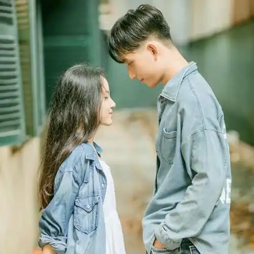 以上是关于夏日恋爱头像图片的文章,由美头网整理发布,单张头像频道