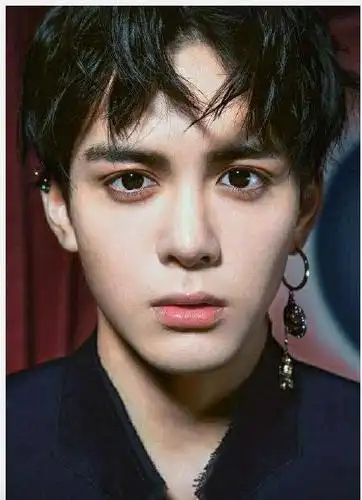 眼睛大的男星们,杜江的眼仁儿大到怀疑他是戴了14mm直径的大美瞳_手机