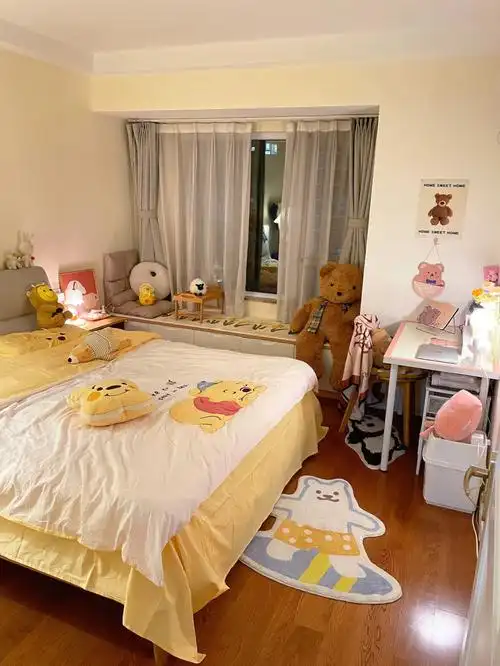 24岁女生的小房间