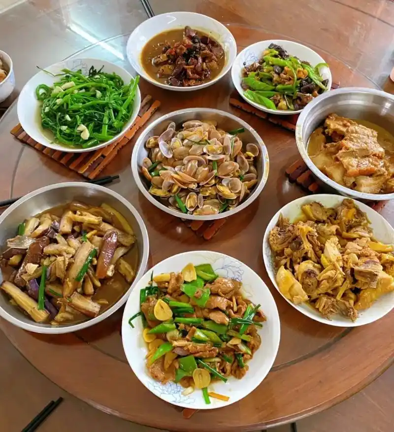 图一,潮汕朋友请吃饭 图二,广西朋友请吃饭 图三,江苏朋友请吃饭 图四