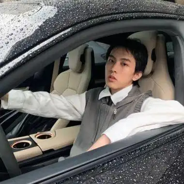 成熟稳重有气质的男头像 男生头像图片大全 -【爱个性】