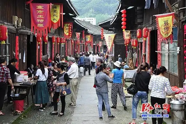 绥宁:寨市古镇让传统焕发新魅力(组图)