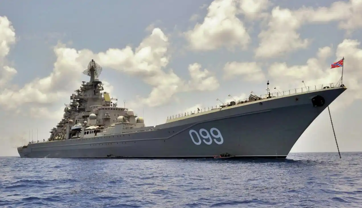 俄军"彼得大帝"巡洋舰,有何特别之处?为啥航母见了也要避开?