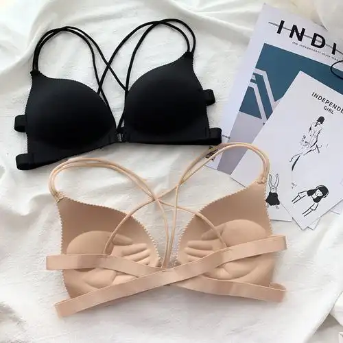 实拍无痕性感美背一片式小胸聚拢薄款文胸抹胸内衣细肩带胸罩女实