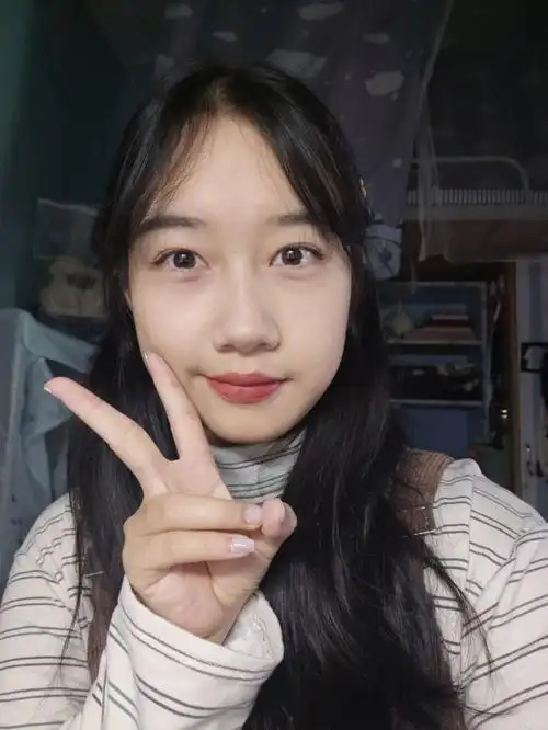 不太懂怎么做一个可爱的wink表情