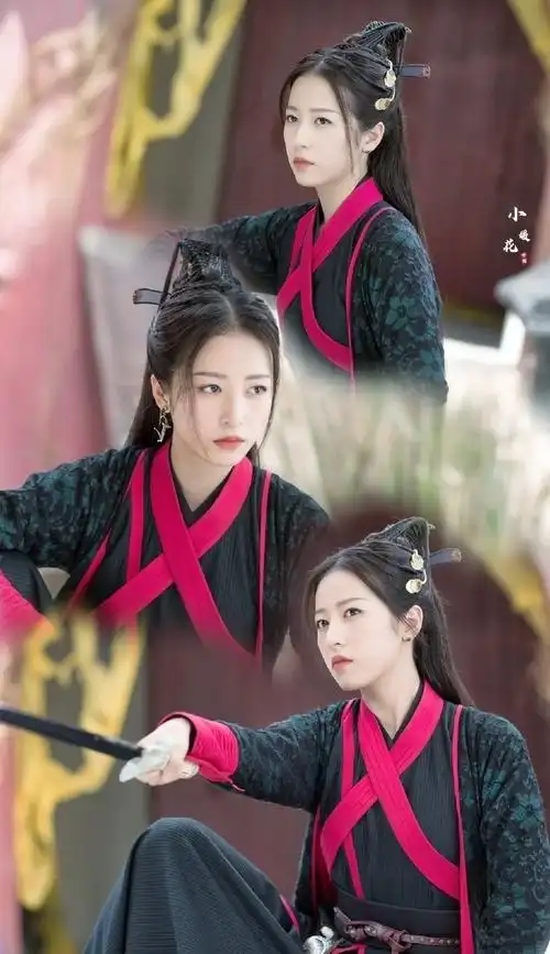 周雨彤超话赵简的发型和妆容真的让我非常喜欢,看起来既自然又舒适,给