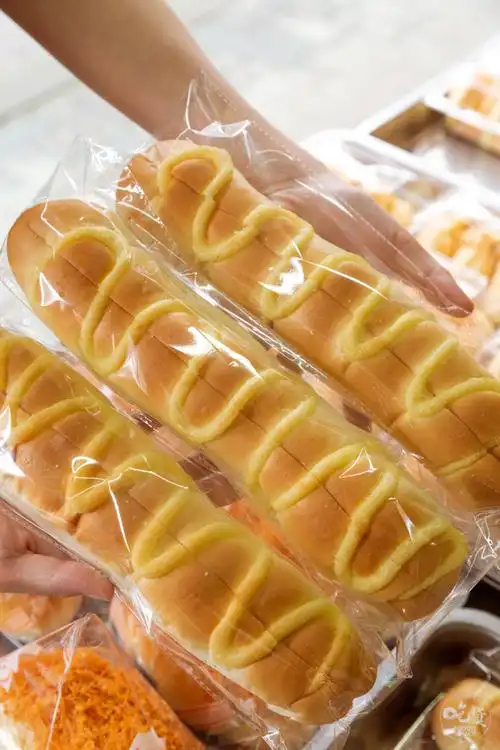 在时光机一样的老面包店,我们找到了好多小时候的味道