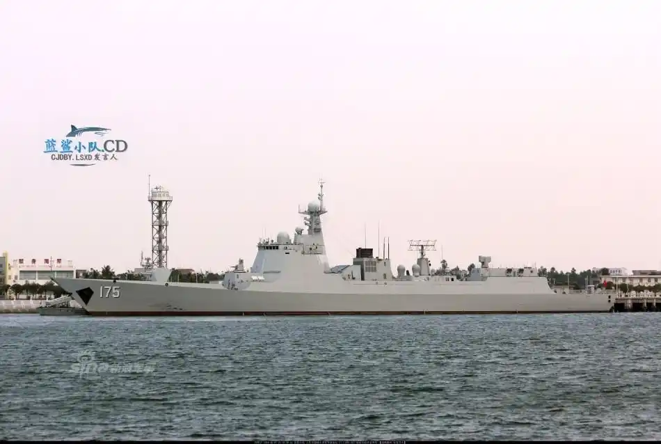175银川号052d型驱逐舰