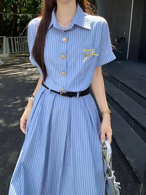 文艺气质蓝色条纹短袖连衣裙女夏季2024新款收腰a字显瘦时尚长裙 - 17