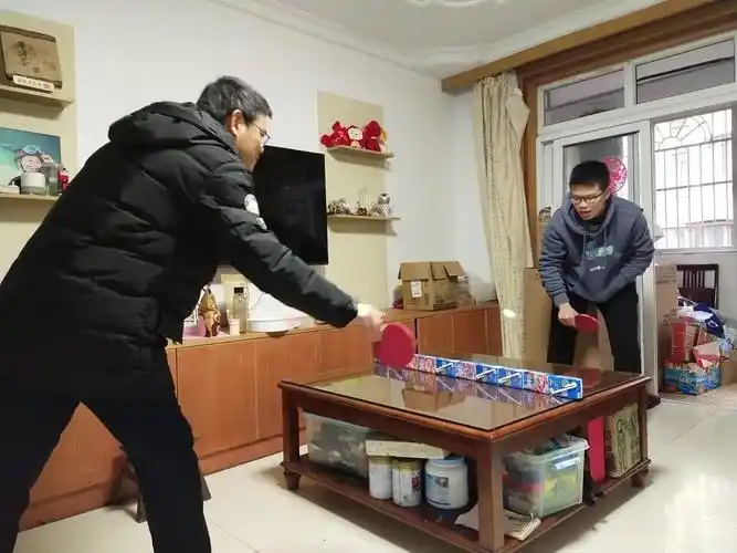 宅家也能乐趣多!看他们各显神通!_疫情