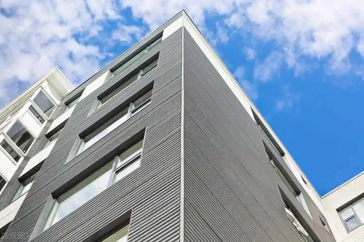 新型建筑外墙解决方案的优势 ,详细分析一下_施工_降低_材料