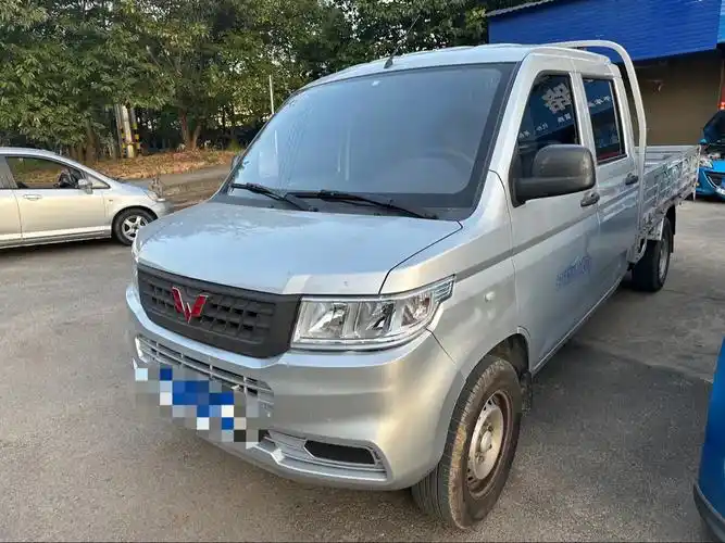 五菱新卡双排15国五售价多少