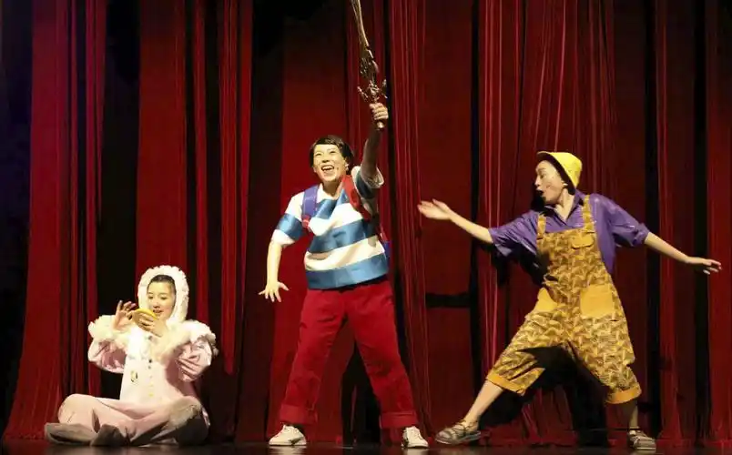 国际大奖绘本改编儿童剧《大卫,不可以》(中文)