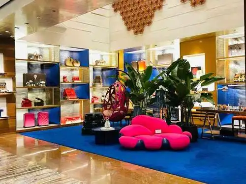 lv路易威登恒隆广场店