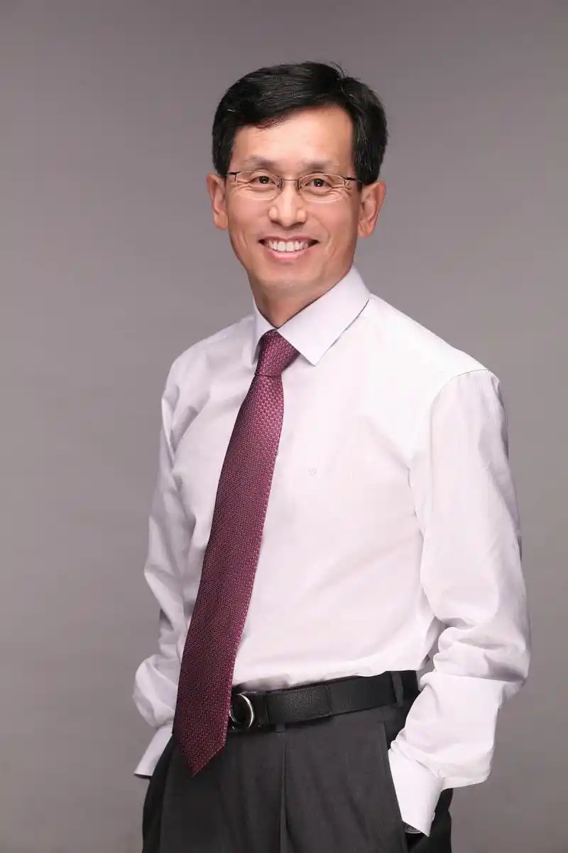 下肢静脉曲张,可防丶可治丶不容小觑——韩国金昌洙教授专家团队来沪