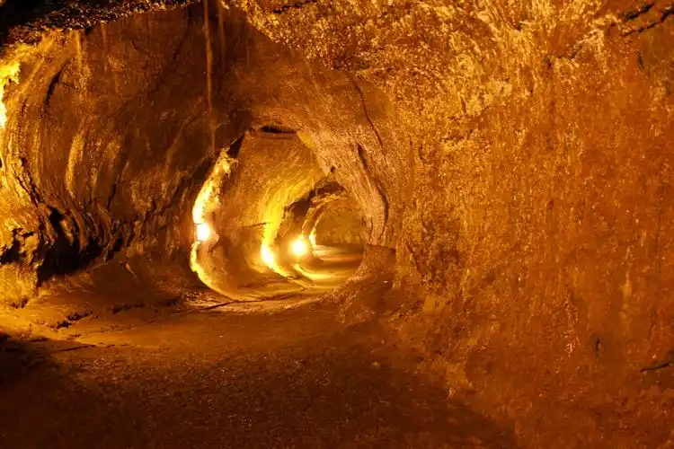 熔岩隧道-最特别的体验