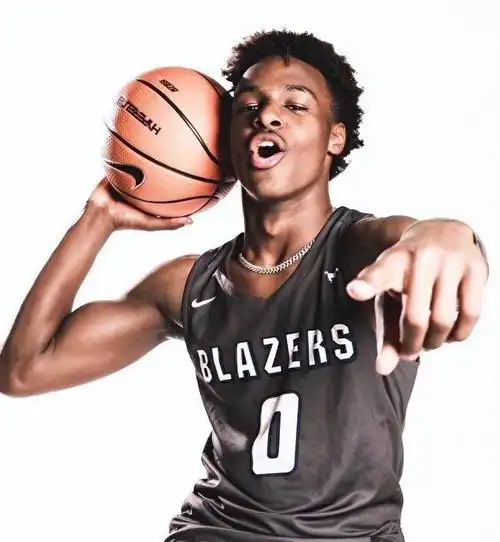 布朗尼湖人试训报告出炉:攻防皆无,不具备发展前景!