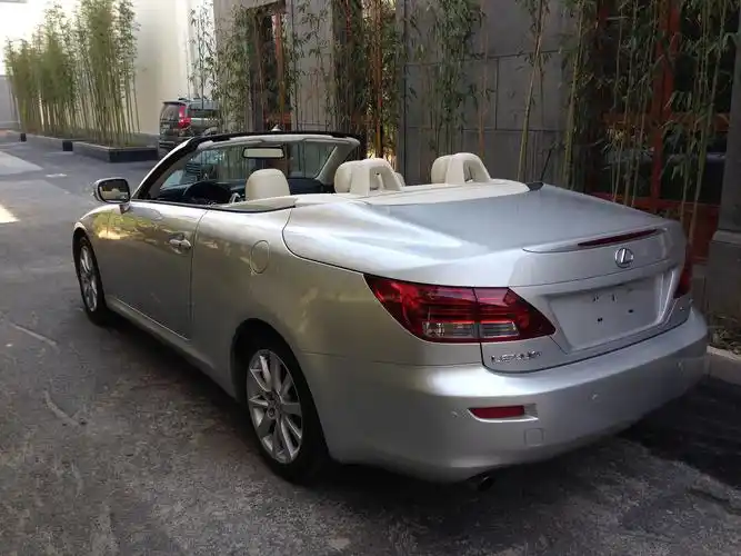 雷克萨斯is300c 敞篷跑车 现29万8处理