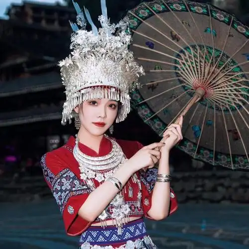 新款苗拉朵少数民族服装复古古风红色苗族民族风旅拍民族服装