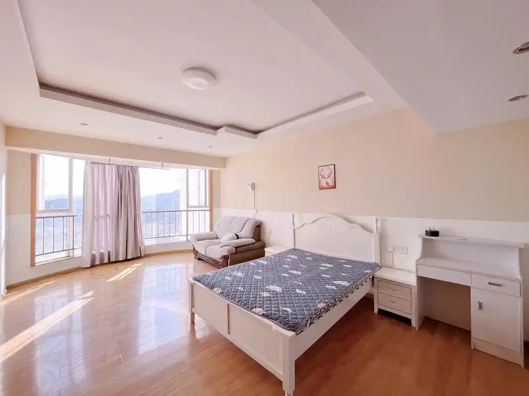 甘美医院和谐广场一室1300无中介