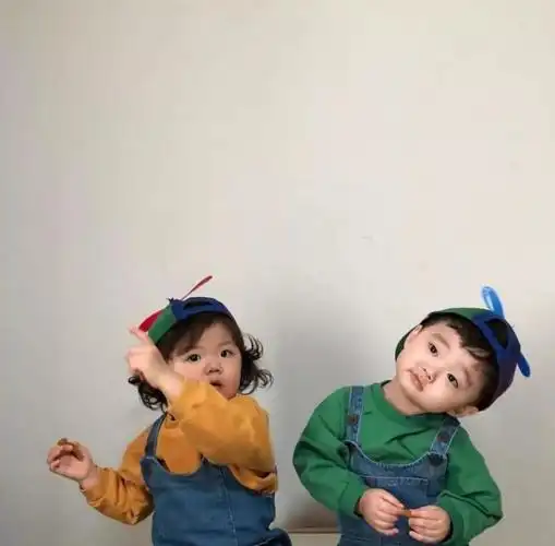 超火萌娃情侣头像表情包最火萌娃情侣头像大全