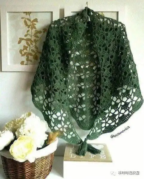 钩针三角披肩
