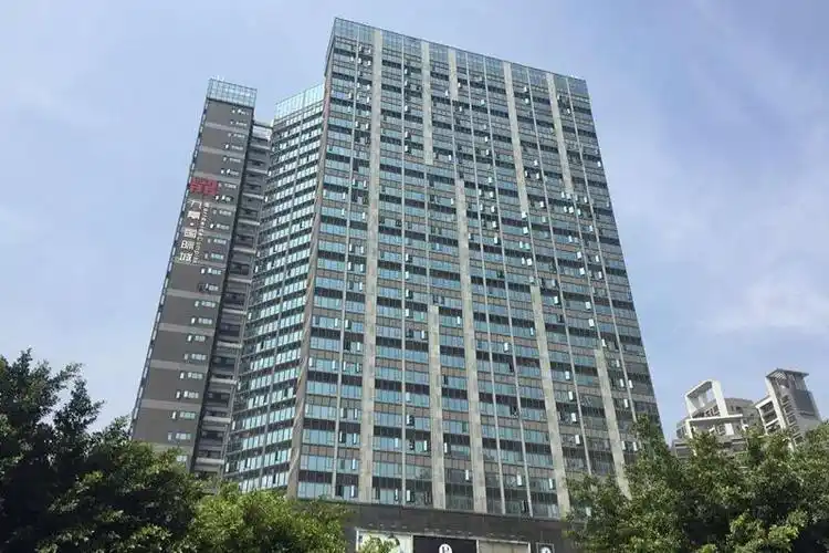 【第一次拍卖】佛山市禅城区季华六路3号九鼎国际1区二座720房 建筑