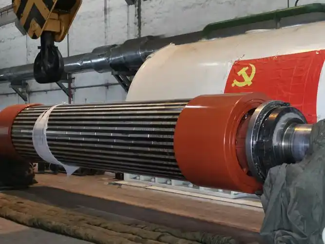 我厂#2发电机转子回穿