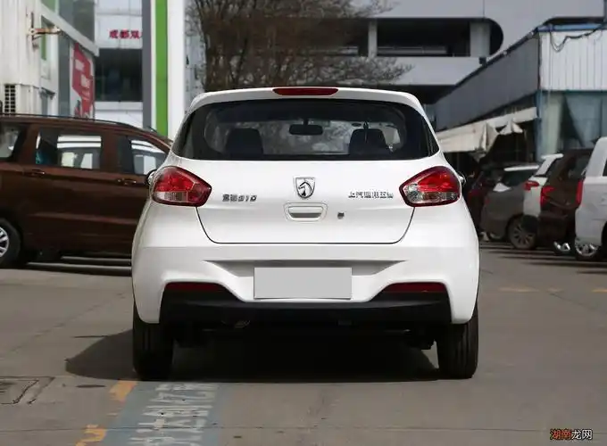 值得推荐五万以内的自动挡小型车 3万一5万新车自动挡