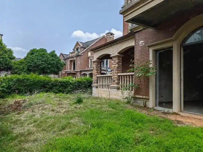 389平 南北通透 5室2厅 诚心出售 价,格兰小镇(别墅)-长沙58同城