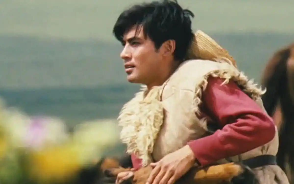 牧马人朱时茂红色高跟