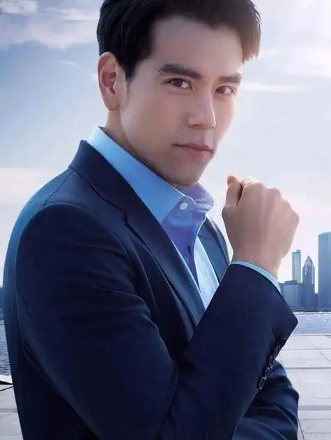 彭于晏的演艺之路:从小胖子到影帝