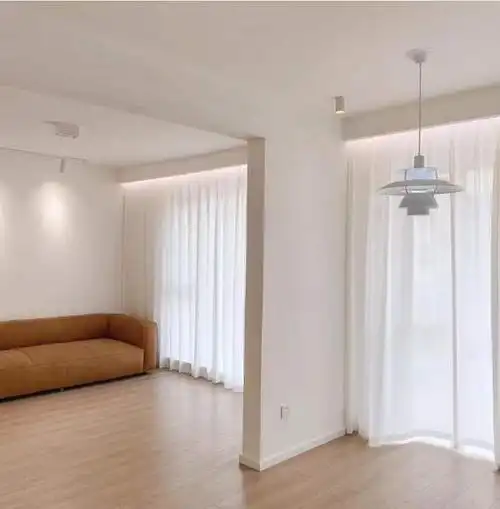 阳台墙面刷乳胶漆好不好?老师傅:这3个缺点,会让你苦不堪言