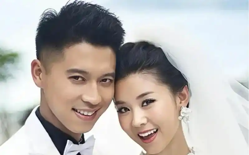 娱乐圈模范夫妻,从不拍吻戏#王雷#李小萌#明星背后故事