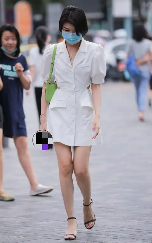 鞋,腰部镂空设计,更加的修身显瘦|连衣裙|短发|街拍|凉鞋_网易订阅