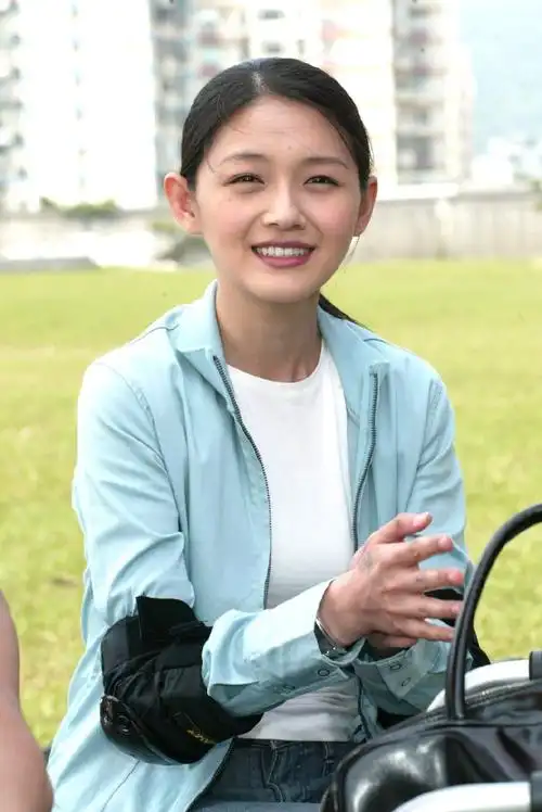 大s以前真的好美哦! 是充满活力的元气美少女本人了~|大s_新浪新闻