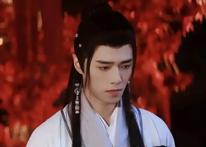 《水龙吟》4位美女造型合集,林允神女装仙气,包上恩清丽,姜贞羽认不出