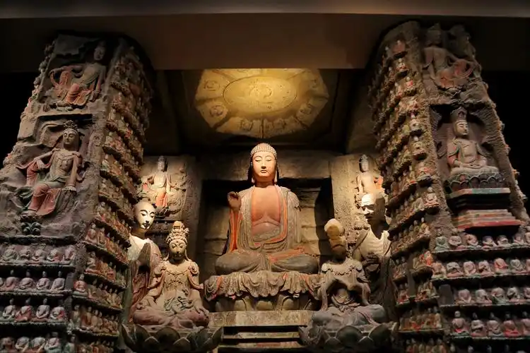 子长钟山石窟模型