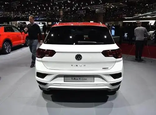 大众推新款suv,1.4t配四驱,售10万,放弃宝骏510!_东方汽车