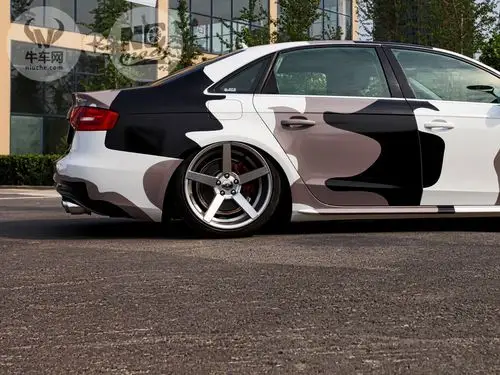 身穿迷彩会潜伏 奥迪a4l改装案例