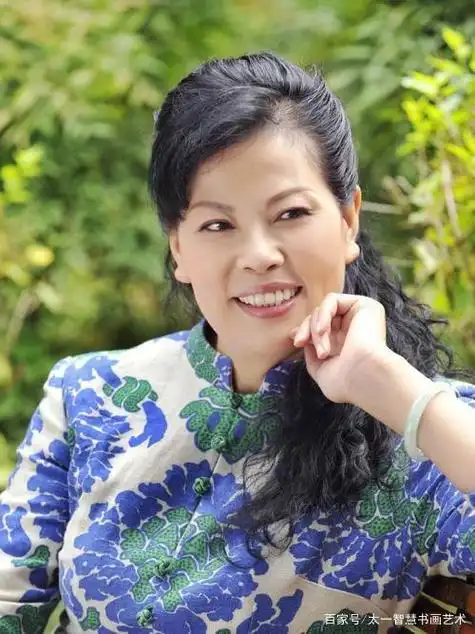 石瑞芳欧阳中石周贵荣韩德广王保和蒋春蕾徐仁憨月法师,法名:曙涛.